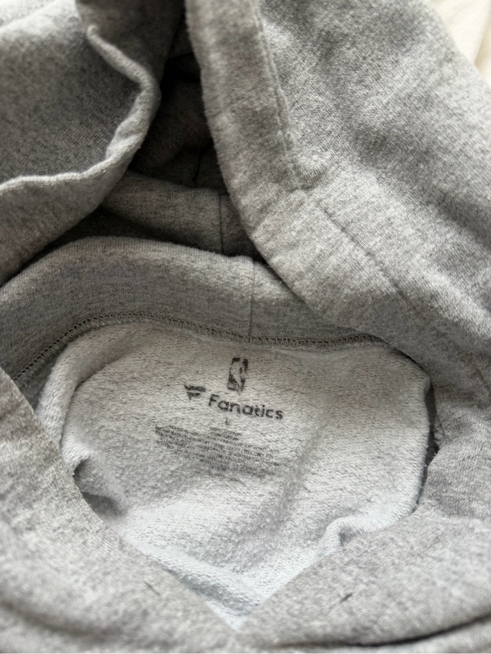 Toronto Raptors Sweatshirt - Picture 3 of 3